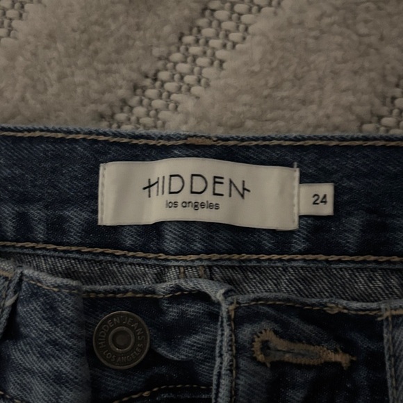 Classic Blue Distressed Jeans - Picture 3 of 4